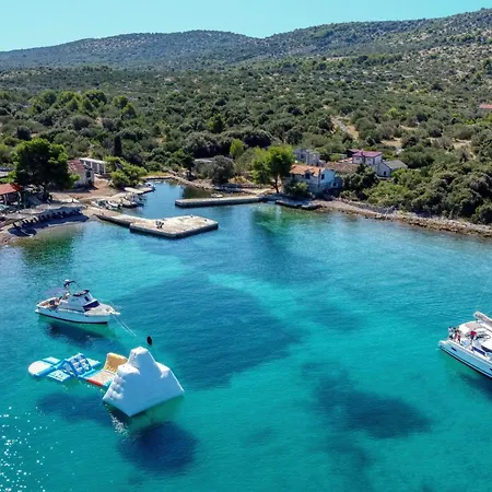 Strandhaus Danica - Bain- Zut - Kornati By Interhome Apartment