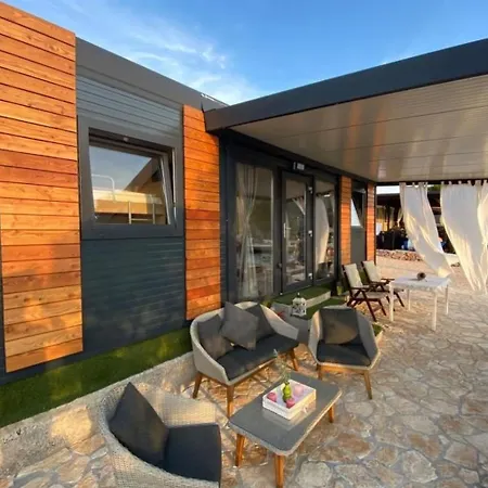 Daire Strandhaus Danica - Bain- Zut - Kornati By Interhome