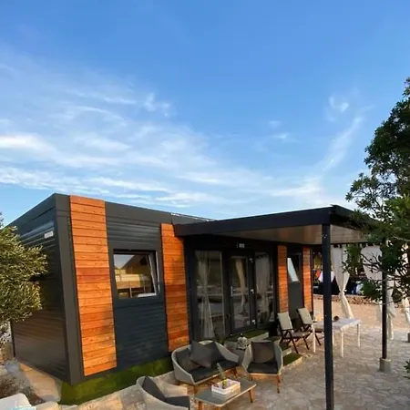 Strandhaus Danica - Bain- Zut - Kornati By Interhome *