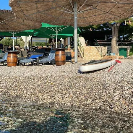 Strandhaus Danica - Bain- Zut - Kornati By Interhome Daire *