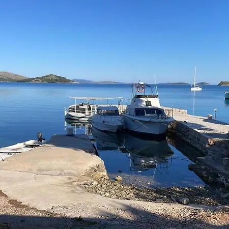 Strandhaus Danica - Bain- Zut - Kornati By Interhome *