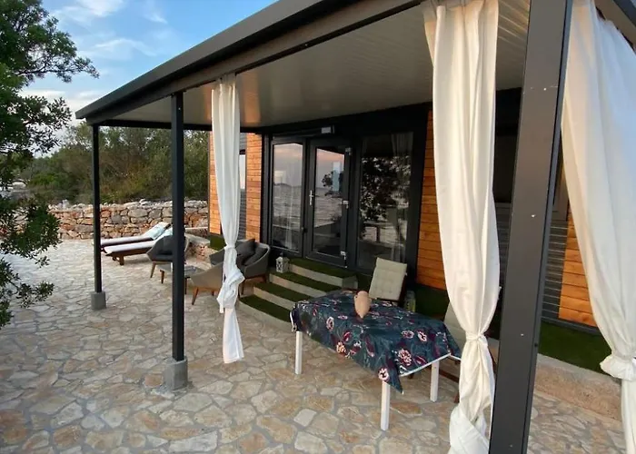 Strandhaus Danica - Bain- Zut - Kornati By Interhome