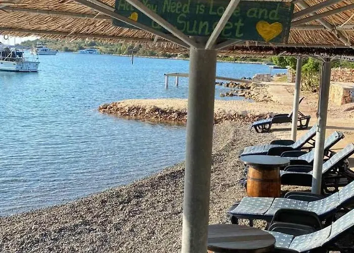 Strandhaus Danica - Bain- Zut - Kornati By Interhome דירה