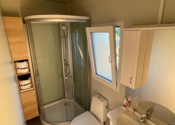 Strandhaus Danica - Bain- Zut - Kornati By Interhome